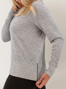 Hazeltyn Lightweight Crew Neck Sweatshirt studio alt2