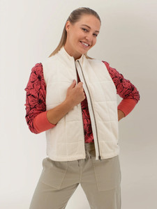 Cotton Drift Quilted Vest studio alt1