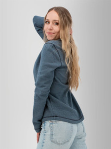 Left rear shoulder view of the Cascade 1/4 Zip Striped Pullover in sky captain blue.