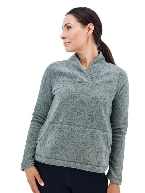 Raelyn Recycled Fleece Pullover studio