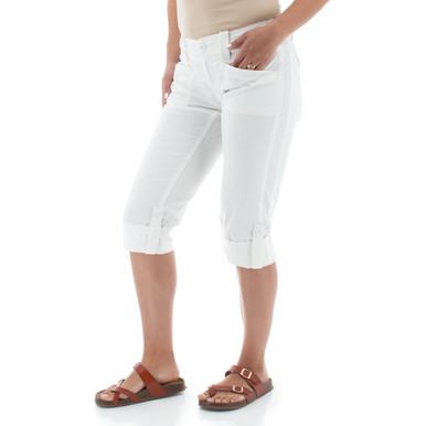 Arden V2 Capri studio image