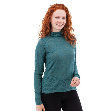 Ambrosia Burnout Turtleneck studio