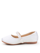 white pearl shoe