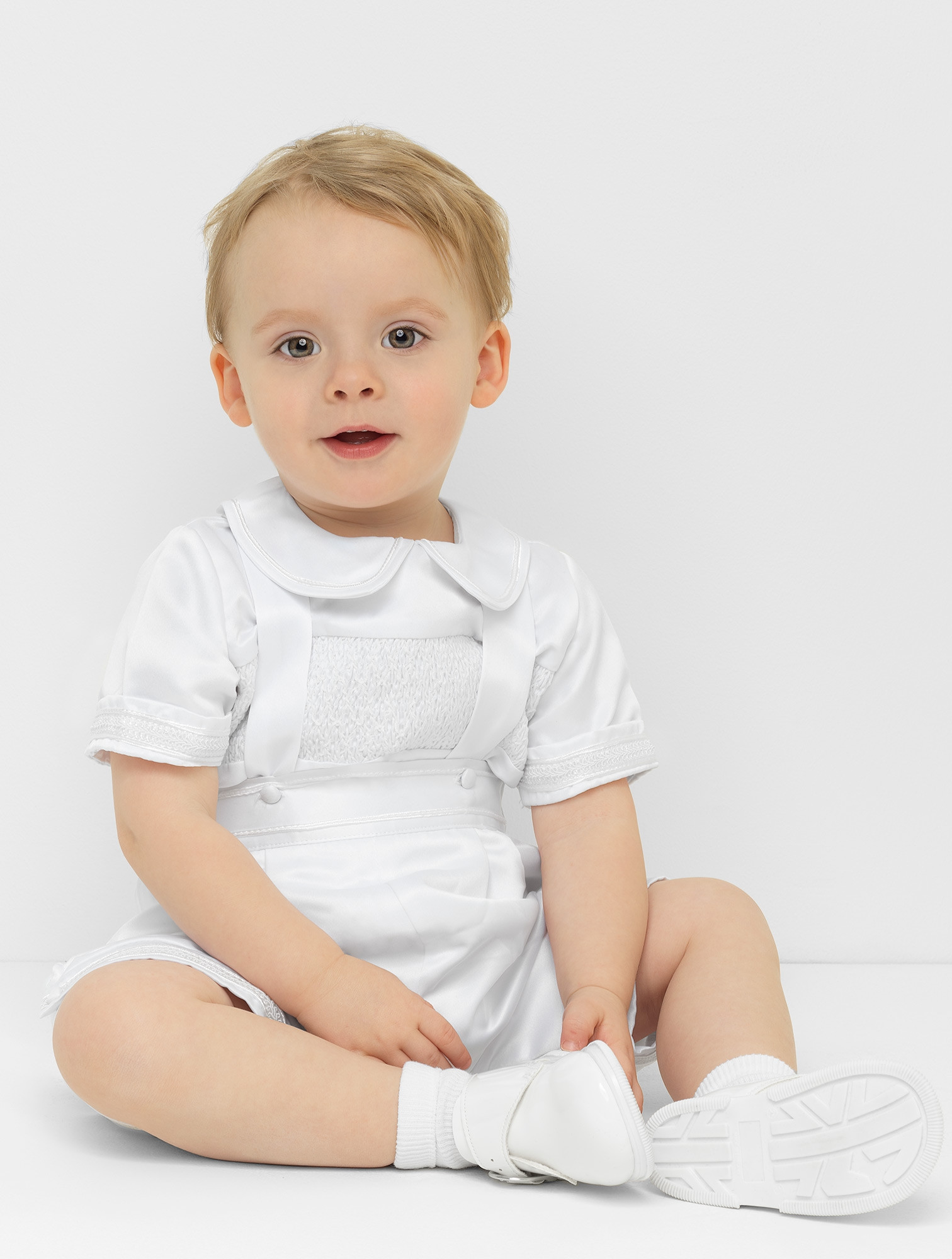 Petit Bebe Baby Boys Winter White Corduroy Smocked Romper main image 0