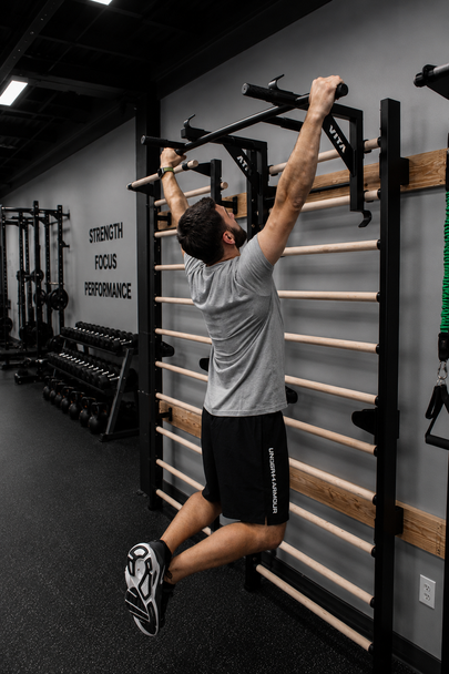 Combo Pull-up Bar/Barbell Holder
