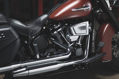 Kuryakyn Servo Cover for Milwaukee-8 with Air Cleaners in Black – Model 9340