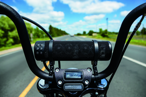Kuryakyn Road Thunder Plus Sound Bar by MTX - 300W Peak Power, Bluetooth & Weather-Resistant Design