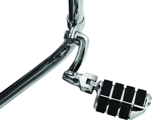 Kuryakyn Longhorn Offset Dually ISO Peg with 1-1/2 Inch Clamp – Chrome