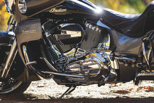 Kuryakyn Rear Oil Panel Accent Chrome for Indian Motorcycles (Part No. 5644)