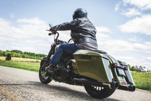 Kuryakyn Curved License Plate Mount for Harley-Davidson Street Glide and Road Glide – Matte Black