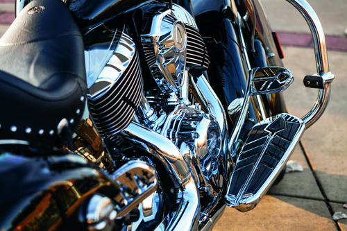 Kuryakyn Spear Brake Pedal Pad for 2014-2016 Indian Motorcycle Models – Chrome