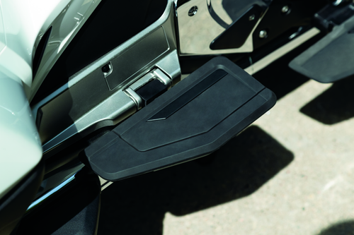 Kuryakyn Omni Transformer Passenger Floorboards for Honda Gold Wing - Black
