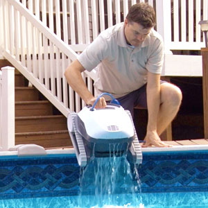 Dolphin E10 pool cleaner