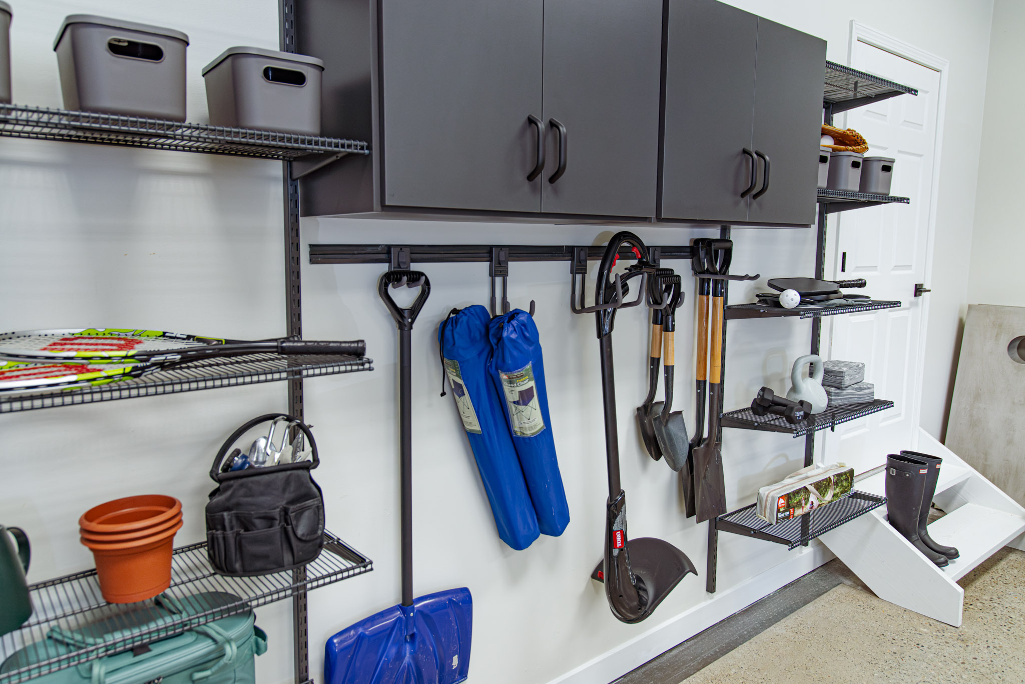 ☆Creative Garage (格納庫) Shop Organized Living | Explore freedomRail Garage