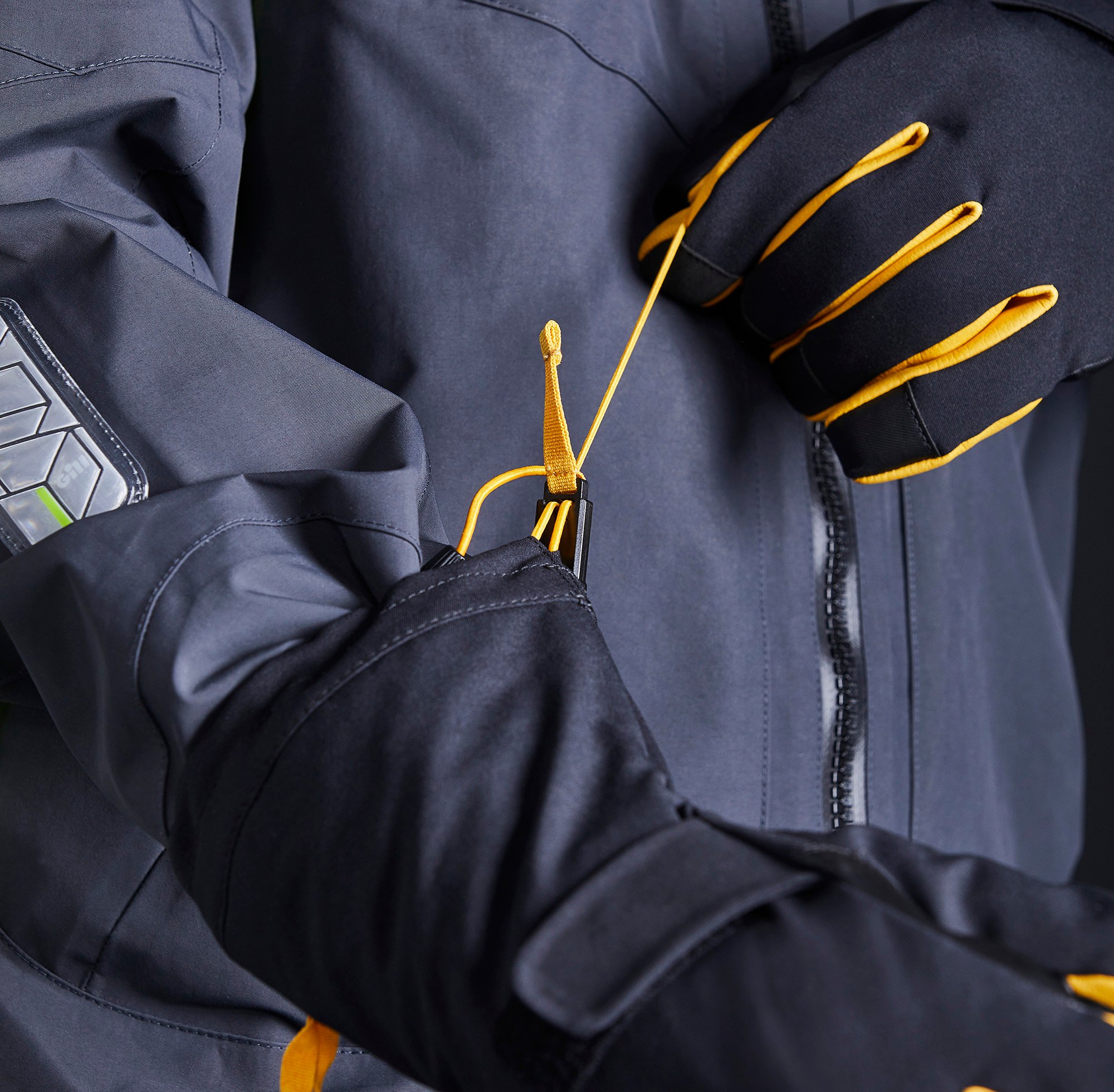 Helmsman-Handschuhe - 7805-BLK01-MODEL_5.jpg