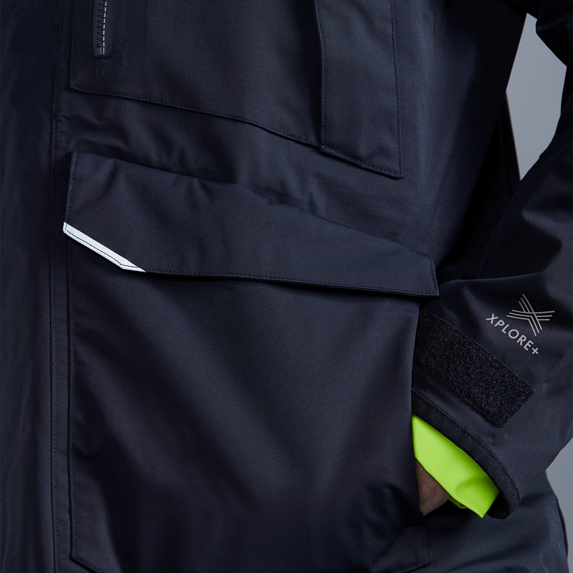 OS1 Ocean Jacke - OS13J-GRA16_MODEL_5.jpg
