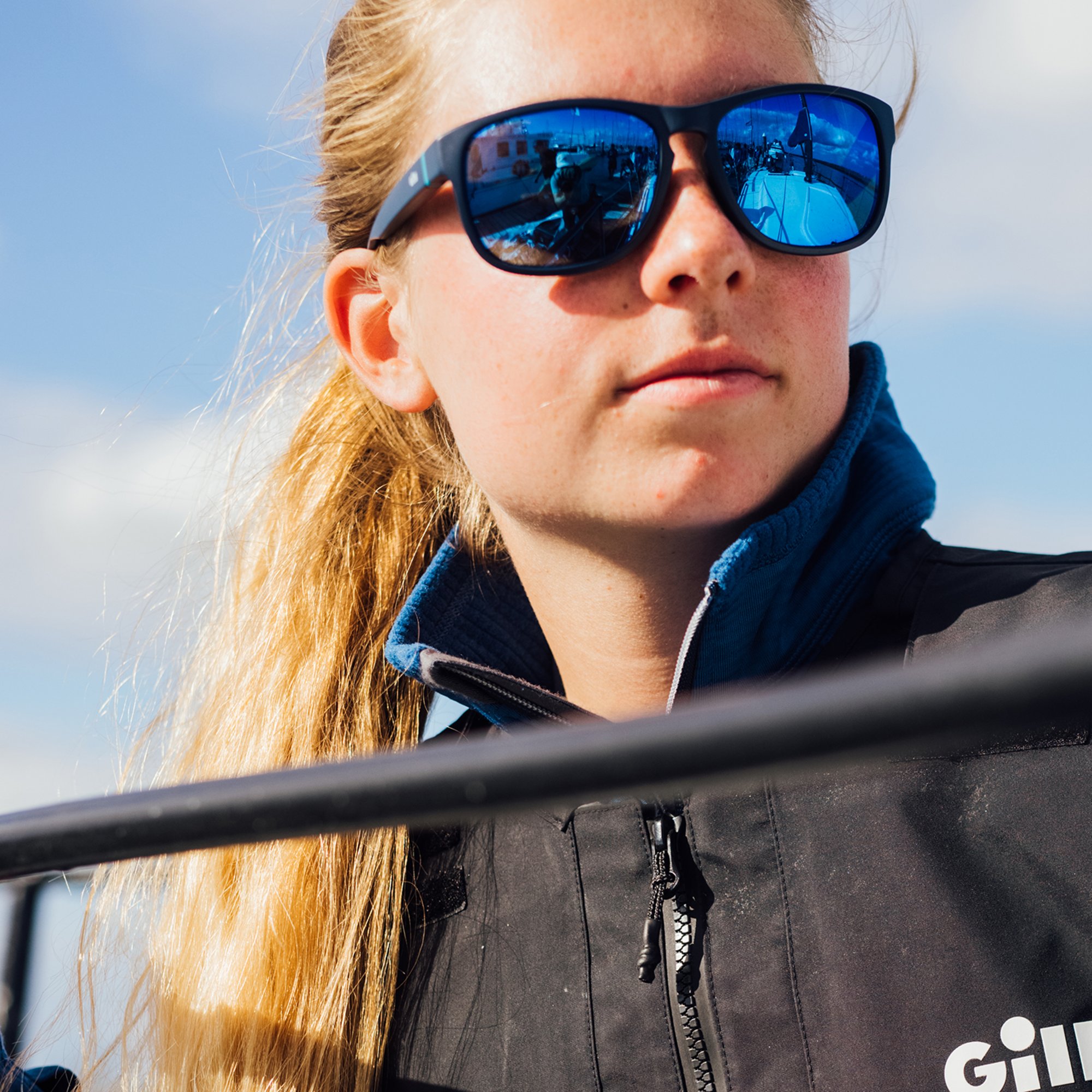 Verso-Sonnenbrille - 9740-BLU01_LIFESTYLE_1.jpg