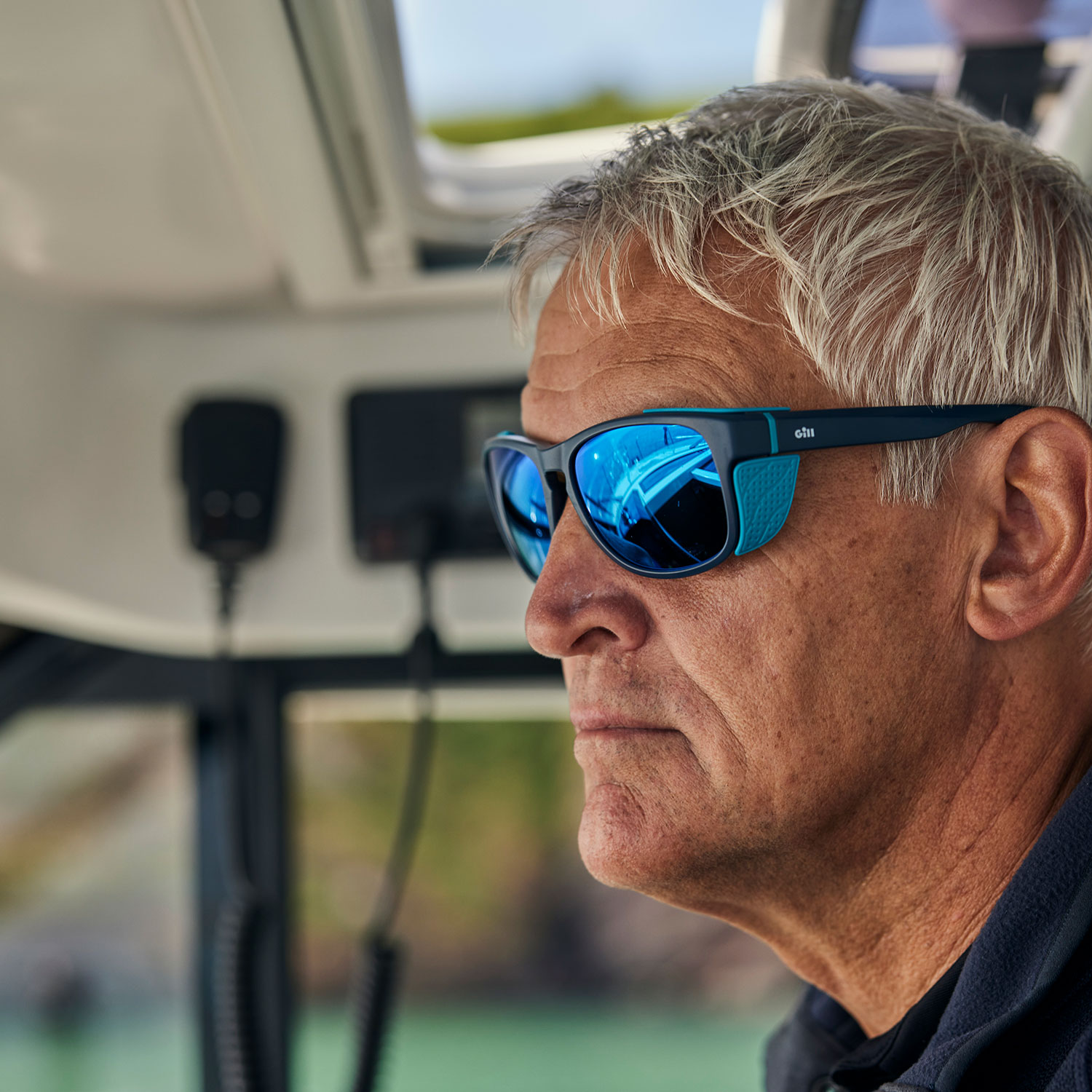 Verso-Sonnenbrille - 9740-BLU01_LIFESTYLE_5.jpg