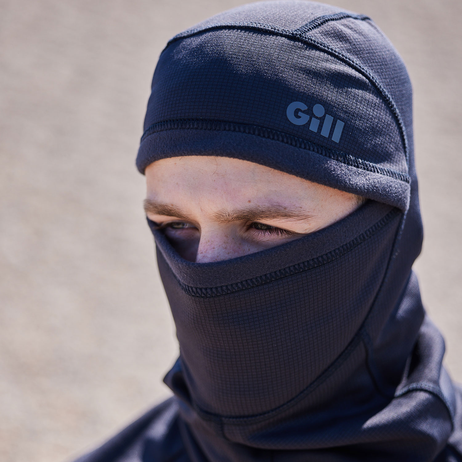 HT58-BLK01-LIFESTYLE-1