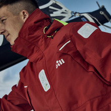 OS2-Herrenjacke Offshore - OS25J-RED01-LIFESTYLE-6.jpg