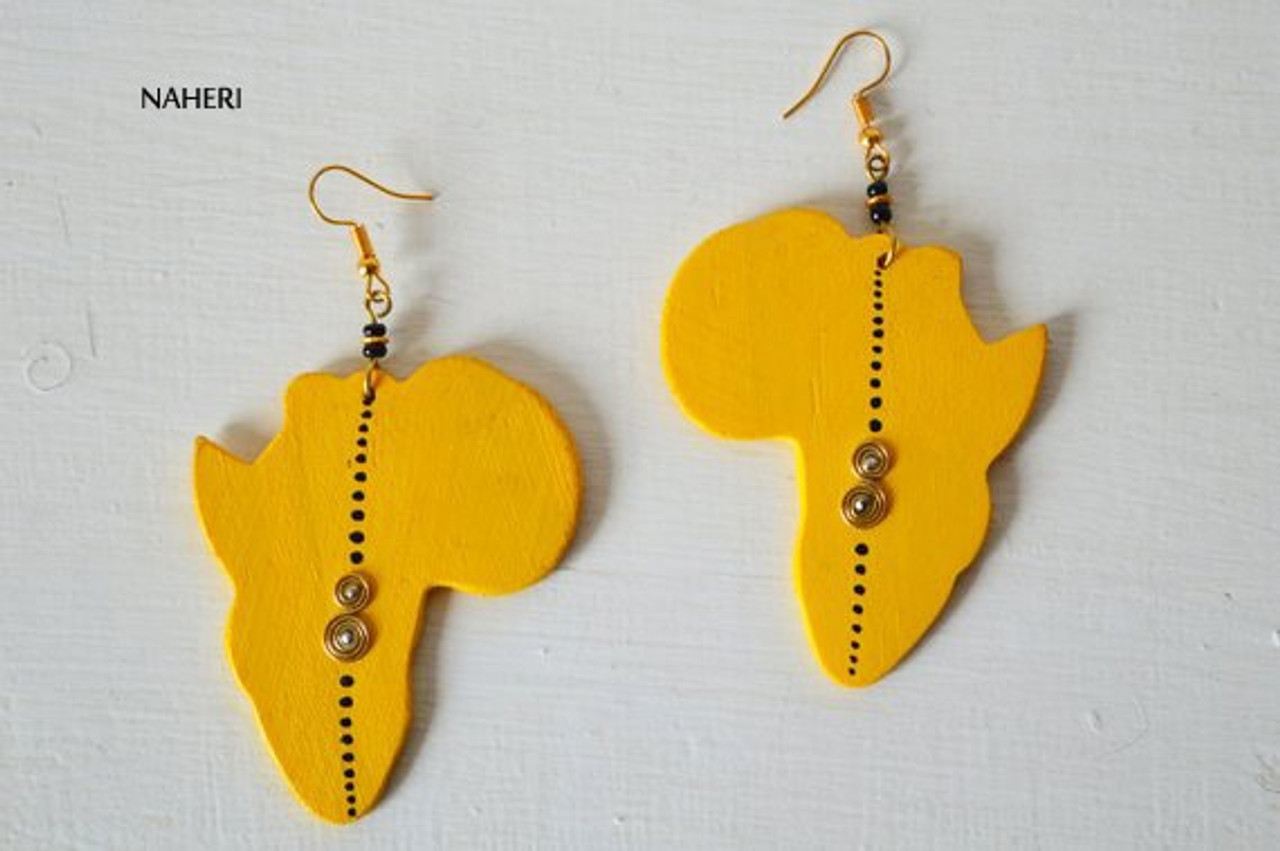 Wooden African Queen Earrings by kaylah-africa - Ear jewelry and chains -  Afrikrea