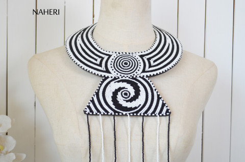  African beaded tribal necklace black and white naheri