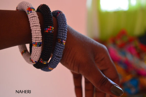 Maasai Thin Paper Bead Bracelet | Ornaments 4 Orphans®