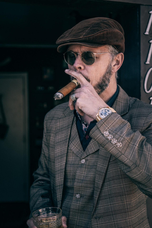 Hosting a Cigar Dinner Party? 7 Ideas to Make It Fantastic