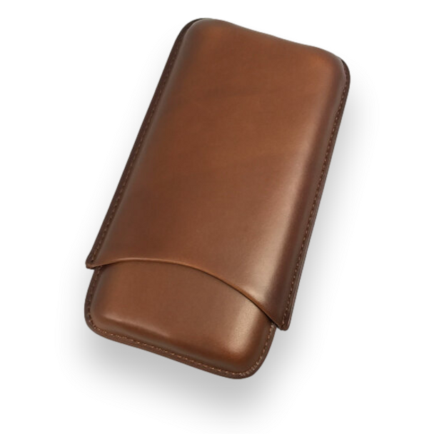 Estuche para cigarros Visol Legend de cuero marrón con 3 dedos - sin logotipo - Exterior frontal cerrado