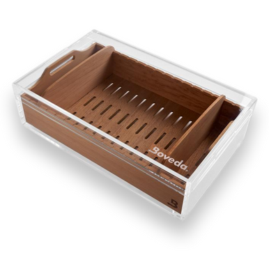 https://cdn11.bigcommerce.com/s-c63ufk/products/234/images/8190/M_Boveda-Large-75-Cigar-Acrylic-Humidor-Exterior-Front-1_clipped_rev_1__86690.1622082566.386.513.png?c=2