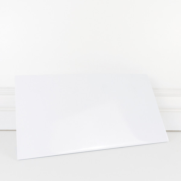 14x7x3.25 Metal Magnet Holder, White