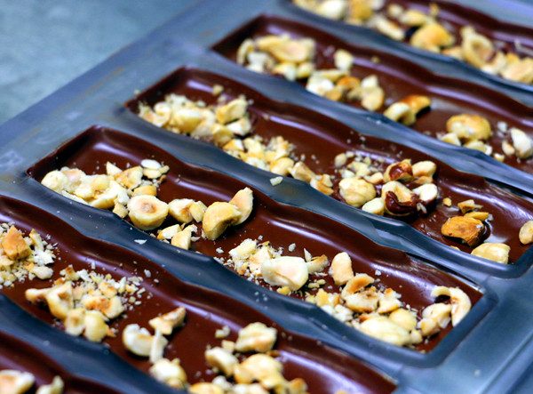 Smooch Bar : Milk and Hazelnuts