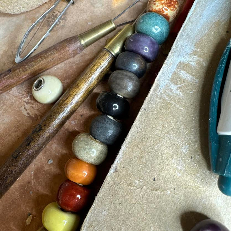 How do you make cremation jewelry?