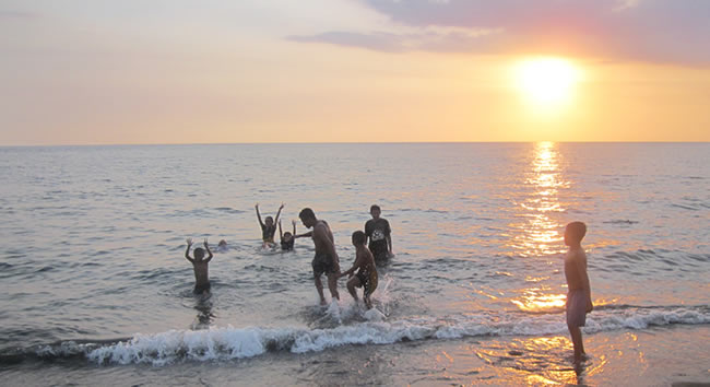 family-beach-1.jpg family-beach-1.jpg