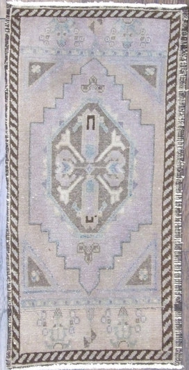 Vintage Turk Anatolian Antique Yastik 2' x 3' Hand-knotted Rug - W342