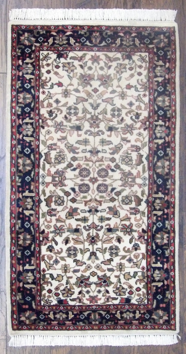 Fine Persian Kashan 2'0"x4'0" Hand-knotted Rug -w11196