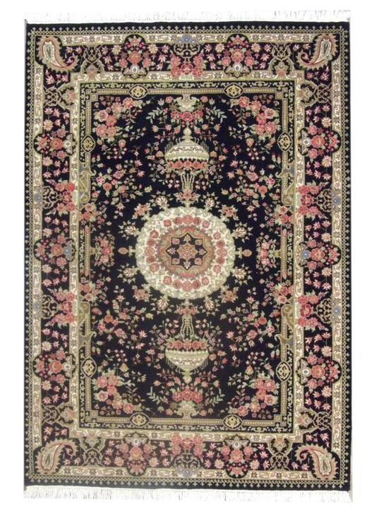 Fine Persian Qum 5'0"x8'0" Hand-knotted Rug -W740