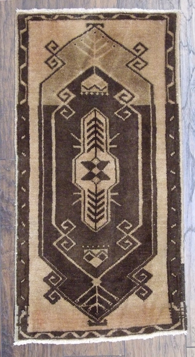 Vintage Turk Anatolian Antique Yastik 2' x 3' Hand-knotted Rug - W331