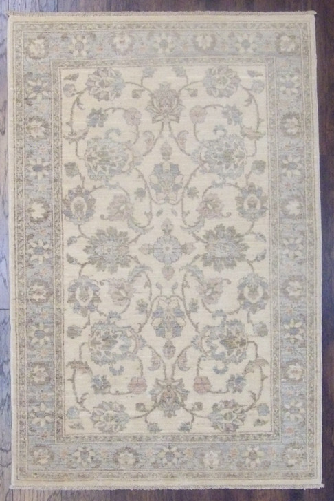 Oushak Chobie White Wash 4'0"x6'0" Hand-knotted Rug -w624