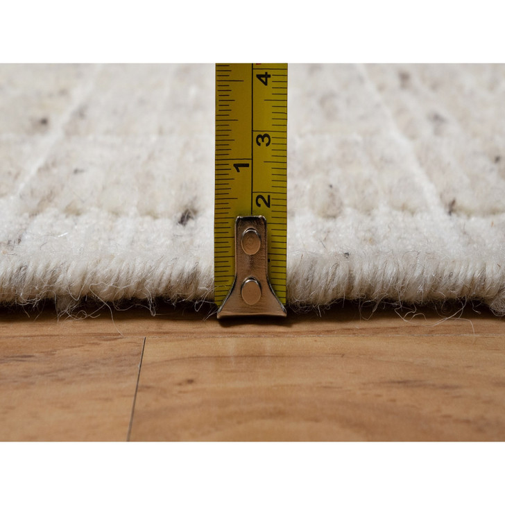 Modern and Contemporary Wool Hand Loomed Rug Ivory 2.2x3.1 -O091067