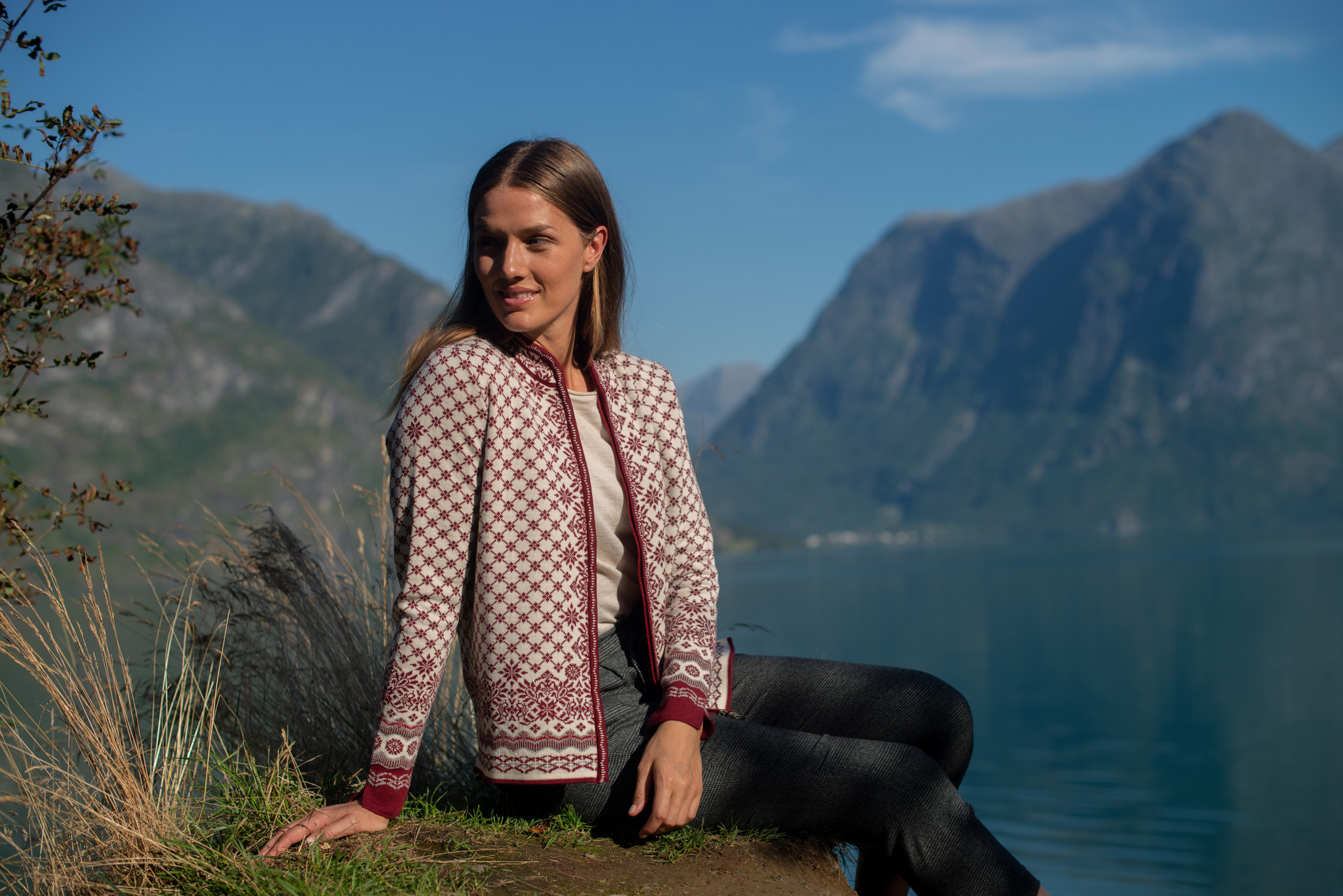 Dale of Norway Solfrid Cardigan in Ruby/Off White | The Nordic Shop