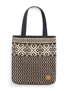Dale of Norway - Leknes Tote Bag: Coffee/Natural White, 14011-M00_Product
Photo credits: Dale of Norway