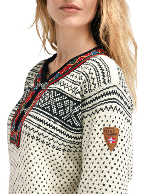 Dale of Norway Setesdal Unisex Sweater: Off White/Black, 93781-A