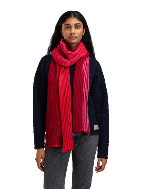 Dale of Norway - Skarstind Scarf: Red Rose/Allium/Raspberry, 11861