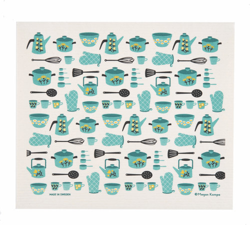 Swedish Drying Mat - MK Retro Kitchn (220.17)
Photo credits: Cose Nuove
Drying mat with a graphic pattern of retro kitchenware items in aqua/teal and black. Coffee pot, dutch oven, wooden spoon, spatula, measuring cups, oven mitt, mixing bowl, teapot, sauce pan.