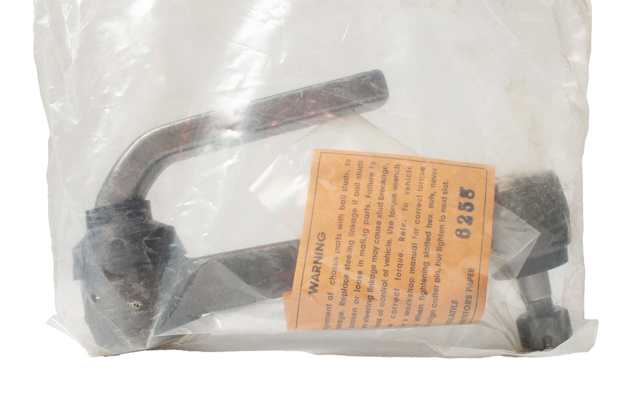 Driveworks Front Left Idler Arm Fit 1985-90 Chevrolet Astro GMC Safari DW-K6258T