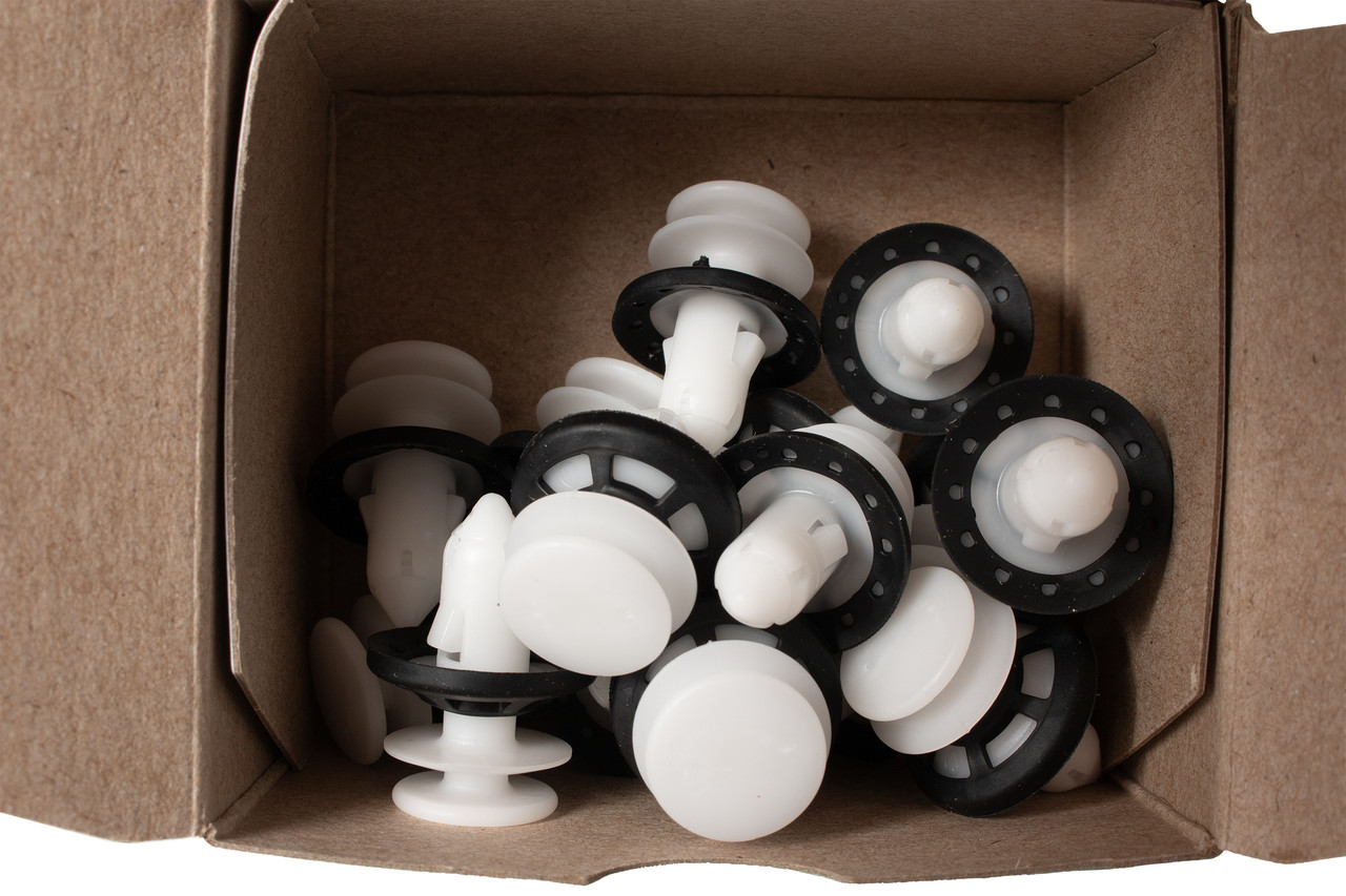 Auveco Chrysler Push Type Retainer 15PC Fits 2011-2021 Dodge Durango Model 21601