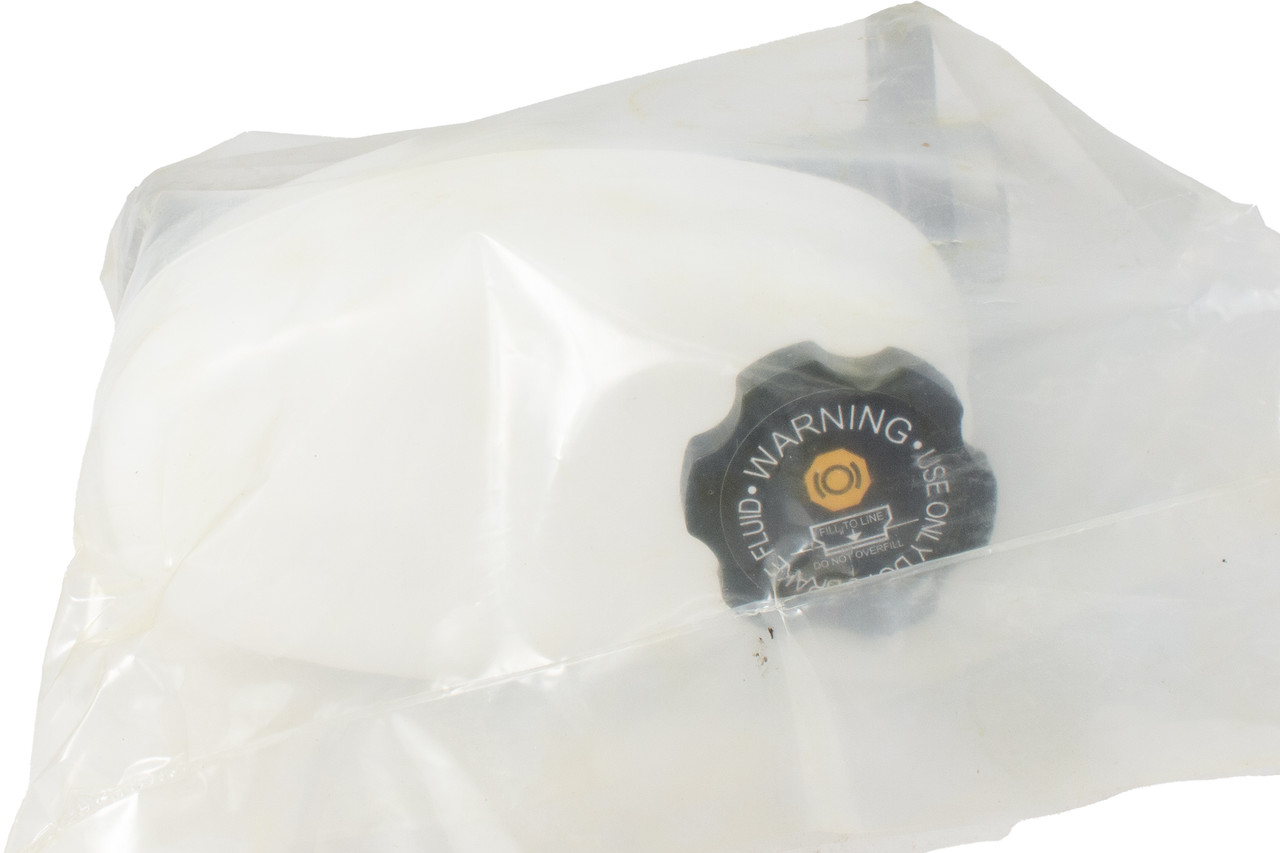 Carquest Wearever Master Cylinder Fits 2006-07 Workhorse Med/HD Trucks MCA630688