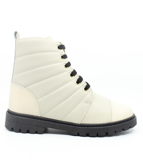 Beige girls leather ankle boot with quilted upper, lace‑up front, side zip and tread sole.