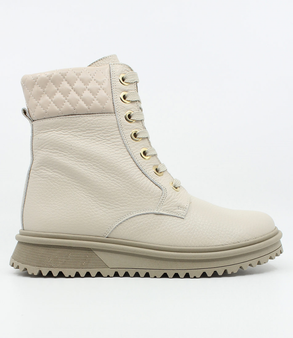 Beige girls leather ankle boot with quilted collar, lace‑up front, side zip and tread sole.